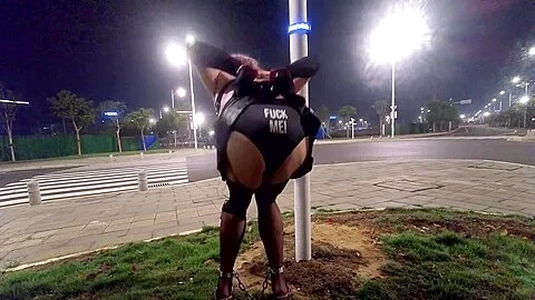 Public Self-bondage Placement （11）