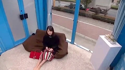 231129乳首の色に悩む奥さんが浮気f3