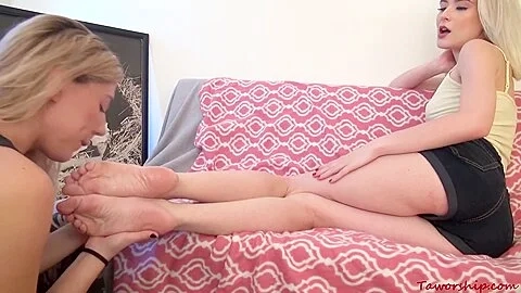 Petite teen 18+ Gets Her Toes With Red Nail Polish Worshiped With Jessie Saint And teen 18+ Jessie